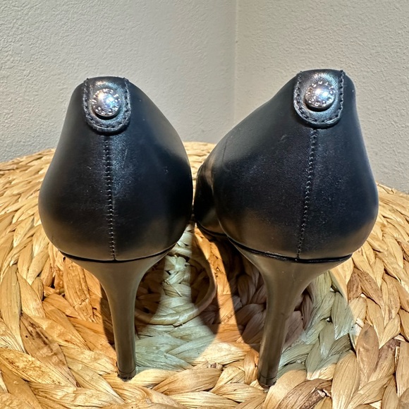 MICHAEL KORS Pumps size 8.5 - Picture 7 of 9